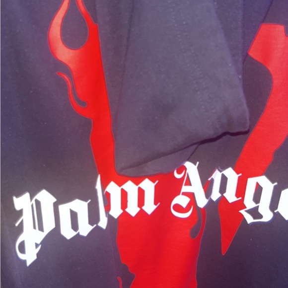 Size M 7/10 Fits a little big - Picture 2 of 2